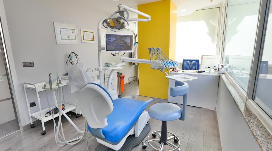 DENTISLAND Oral & Dental Health Clinics